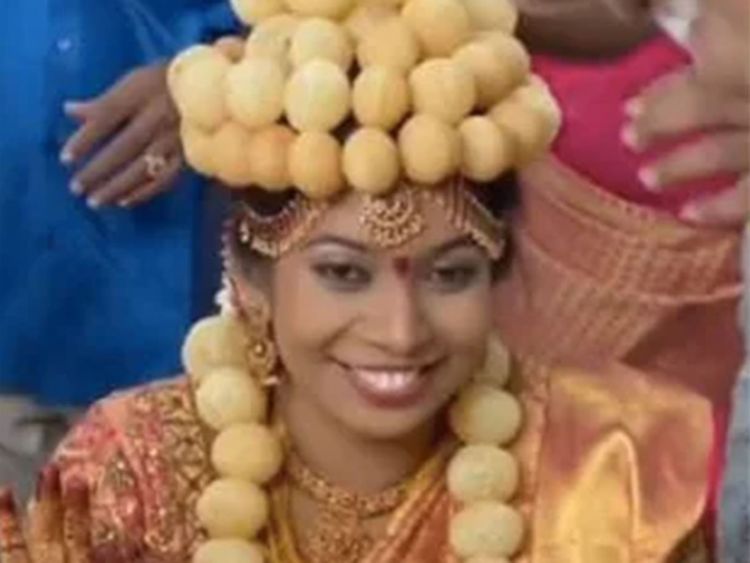 India: Tamil bride wears garland of golgappas in viral video – South ...