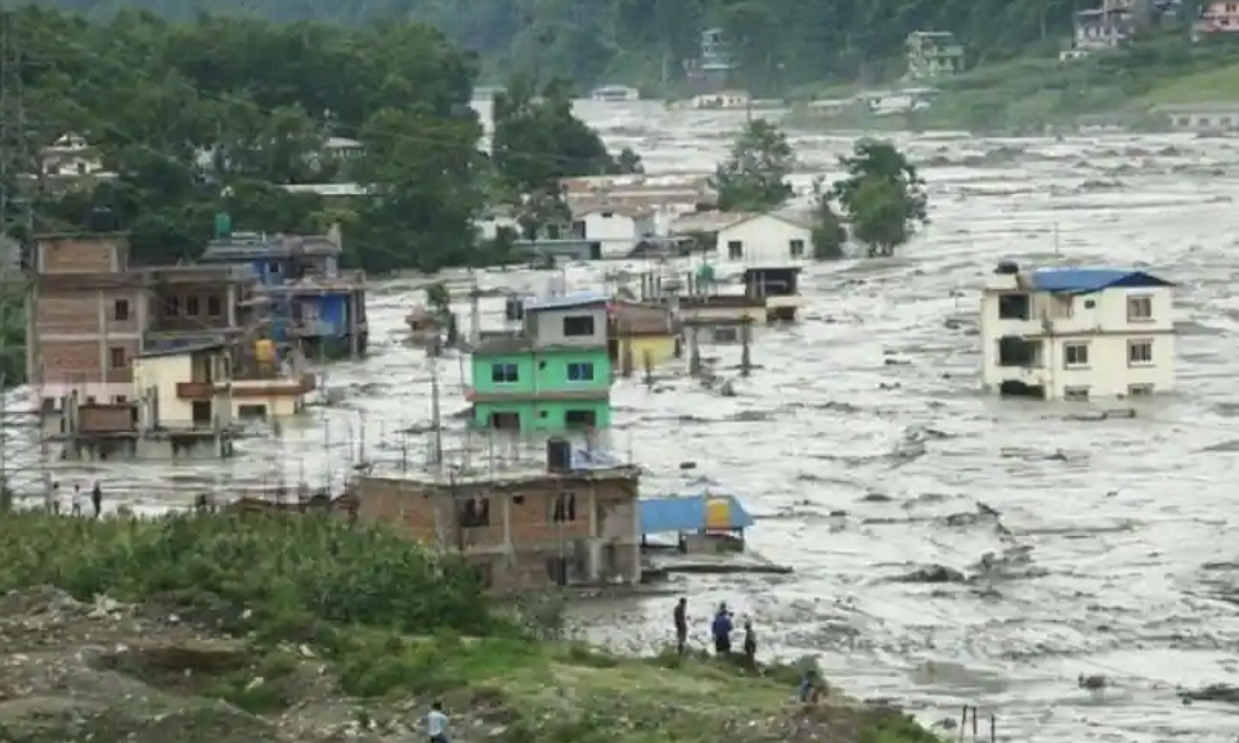 35 Killed Thousands Displaced As Flash Floods Landslides Wreak Havoc